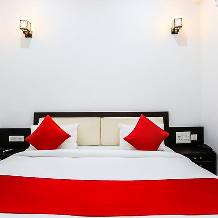 Oyo Hotel New Geetanjali Near Gautam Buddha Park Lucknow Dış mekan fotoğraf