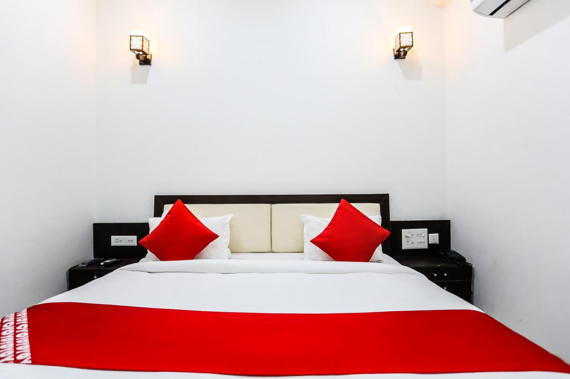 Oyo Hotel New Geetanjali Near Gautam Buddha Park Lucknow Dış mekan fotoğraf