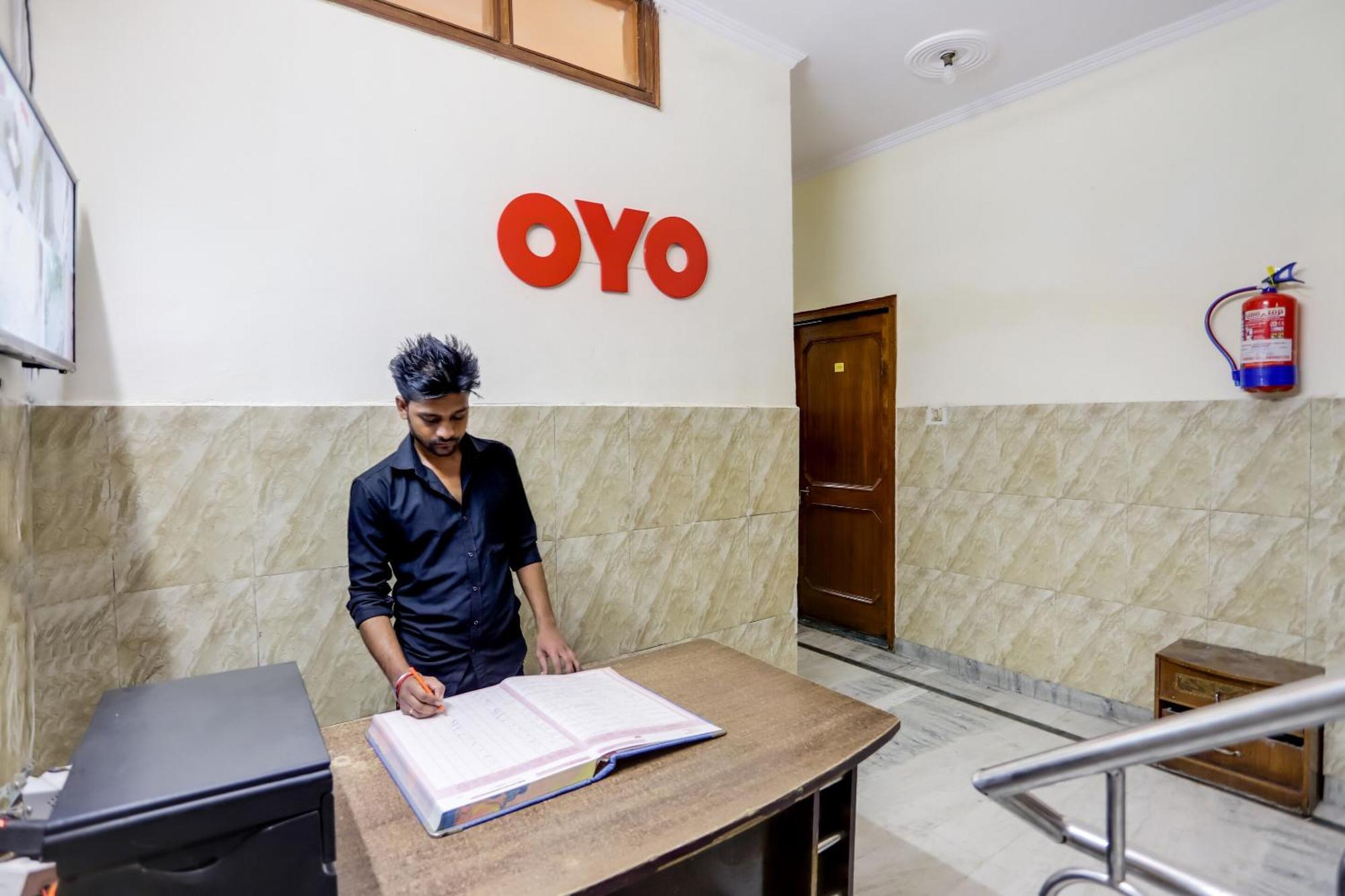Oyo Hotel New Geetanjali Near Gautam Buddha Park Lucknow Dış mekan fotoğraf